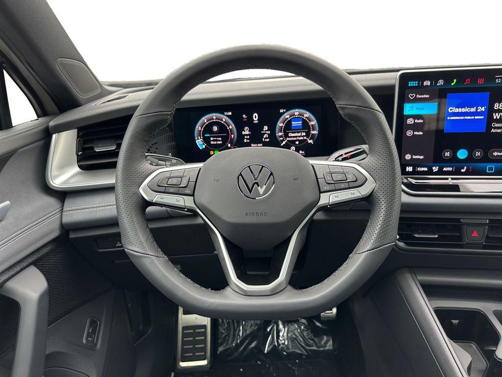 new 2026 Volkswagen Tiguan car, priced at $39,927