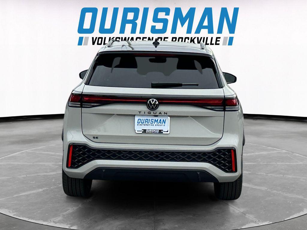 new 2026 Volkswagen Tiguan car, priced at $39,927