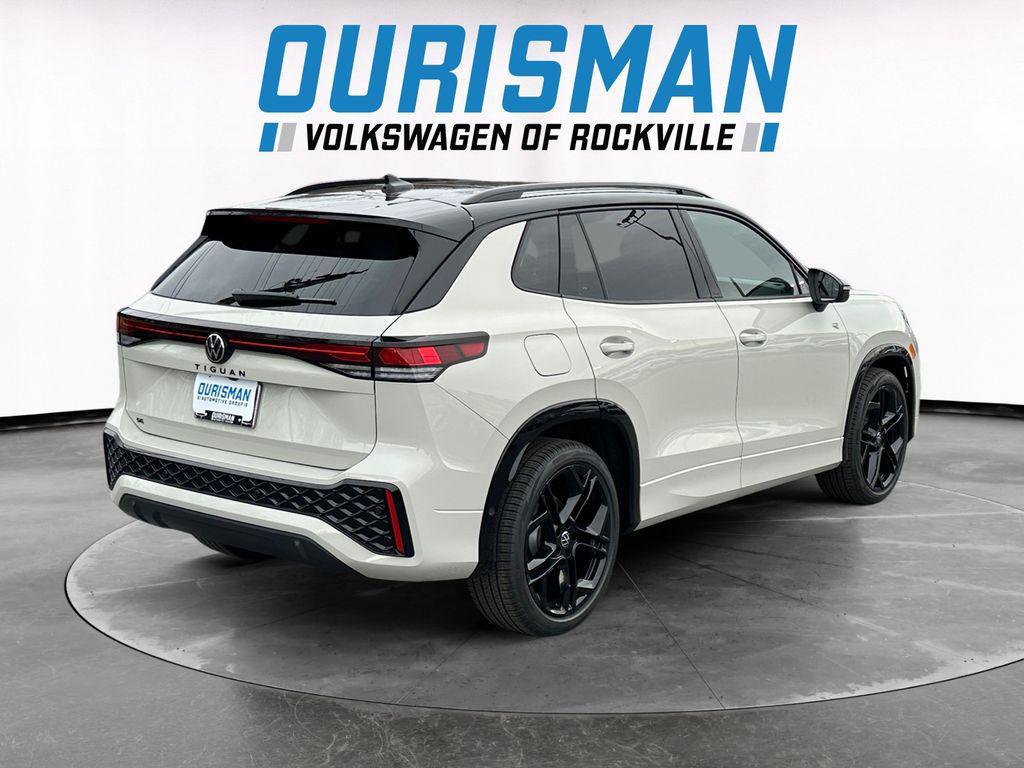 new 2026 Volkswagen Tiguan car, priced at $39,927