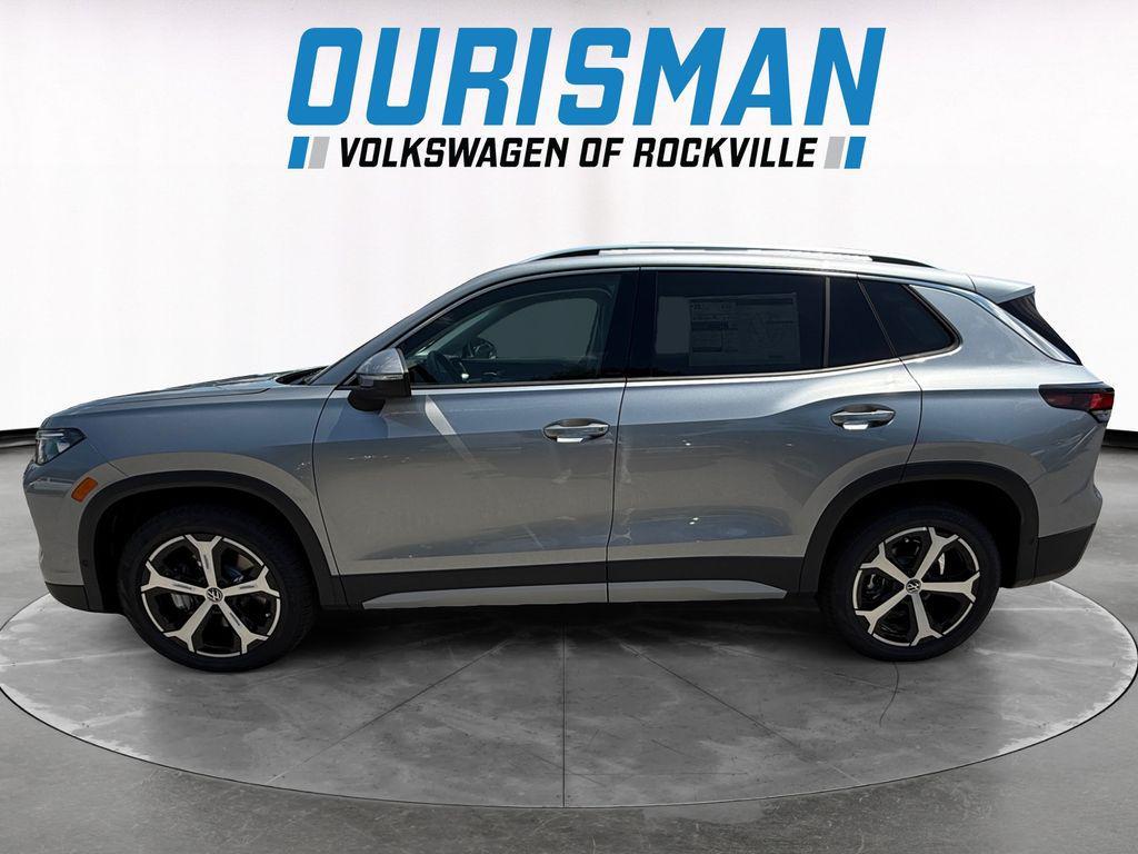 new 2025 Volkswagen Tiguan car, priced at $31,823