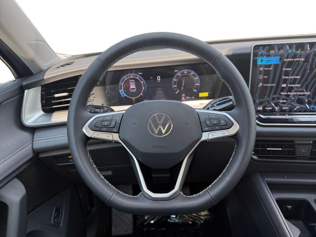 new 2025 Volkswagen Tiguan car, priced at $31,823