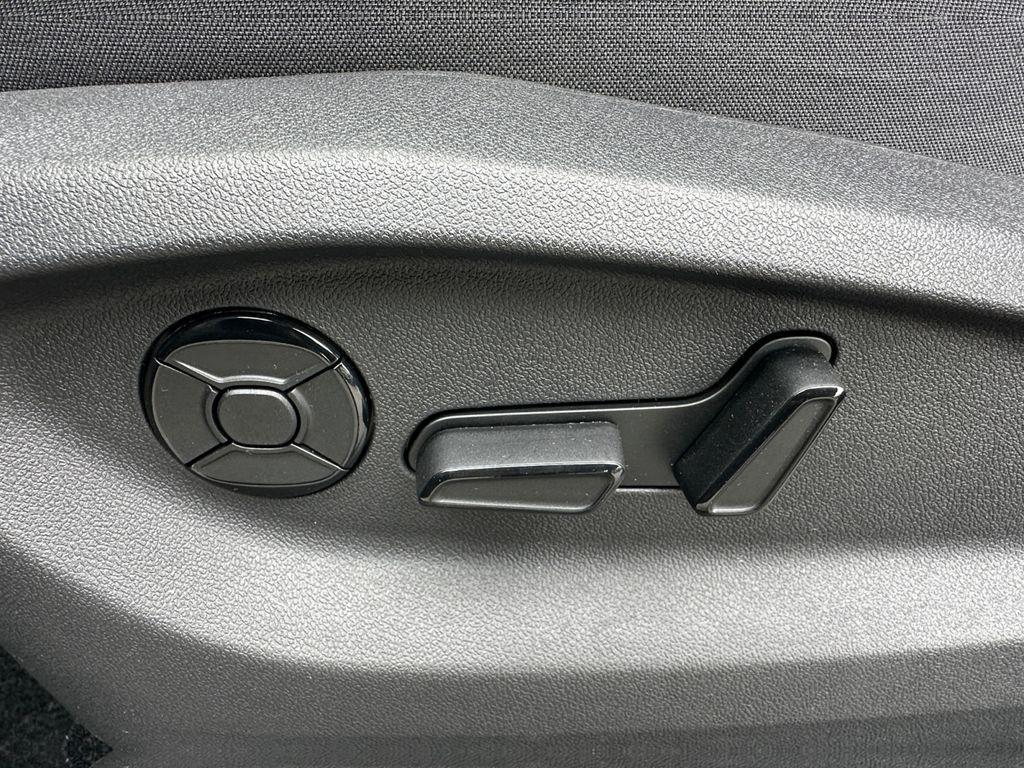 new 2026 Volkswagen Tiguan car, priced at $36,143