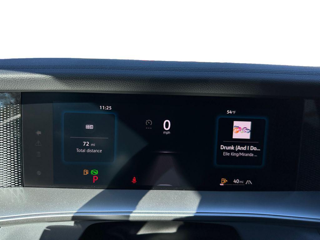 new 2025 Volkswagen Tiguan car, priced at $33,167