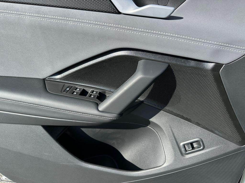 new 2025 Volkswagen Tiguan car, priced at $33,167