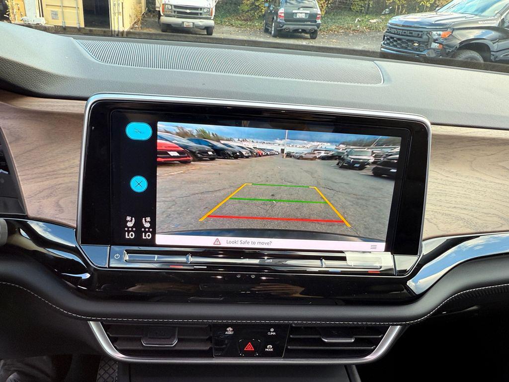 new 2026 Volkswagen Atlas car, priced at $38,570