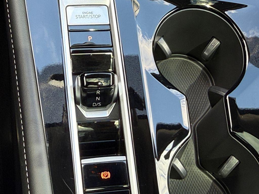 used 2025 Volkswagen Atlas car, priced at $38,550