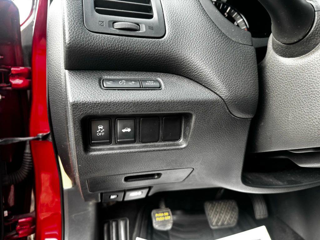 used 2013 Nissan Altima car, priced at $4,400