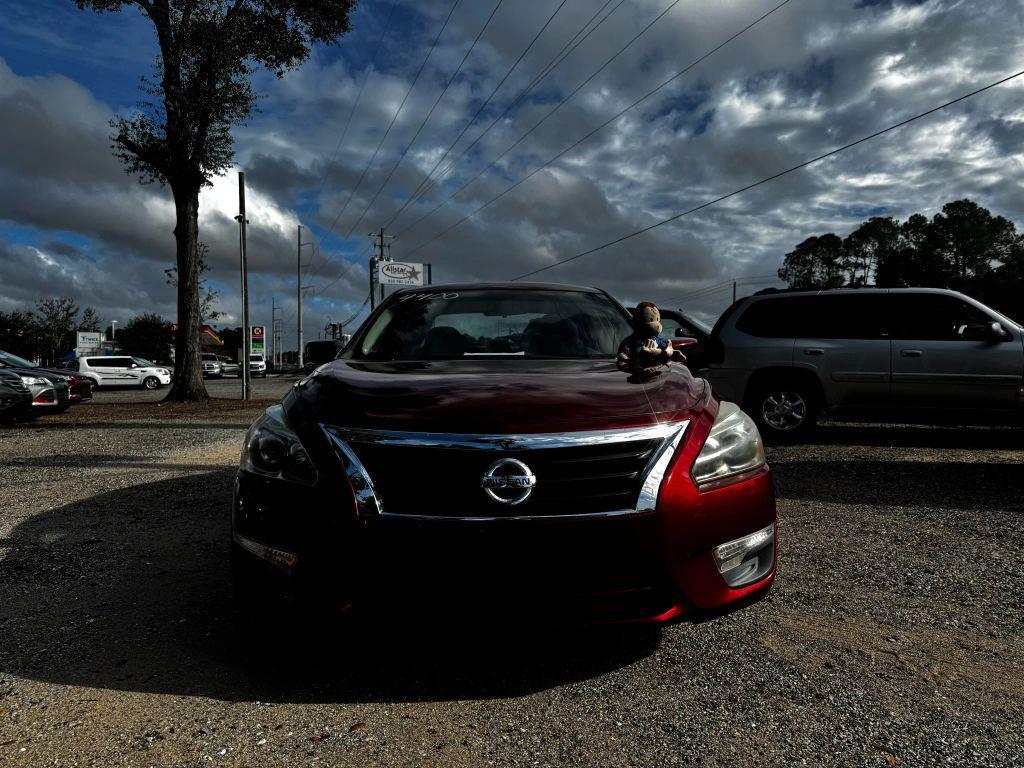 used 2013 Nissan Altima car, priced at $4,400