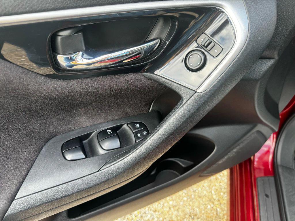 used 2013 Nissan Altima car, priced at $4,400