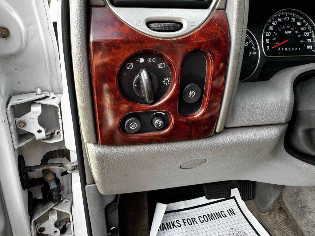 used 2006 GMC Envoy car, priced at $3,750