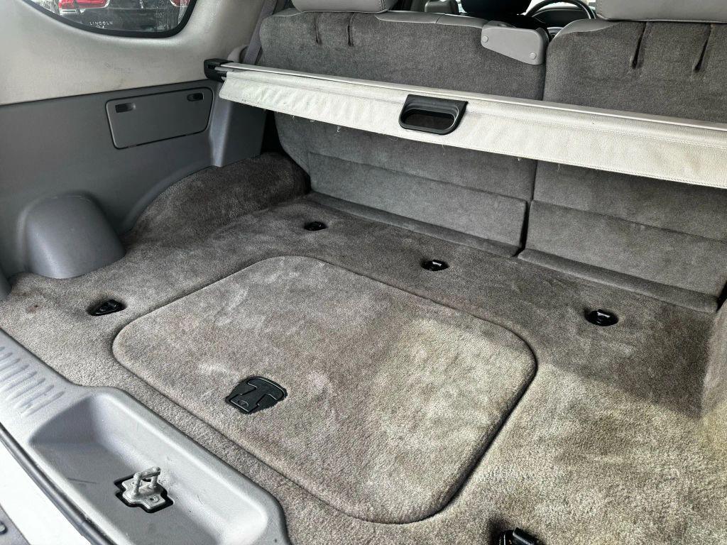 used 2006 GMC Envoy car, priced at $3,750