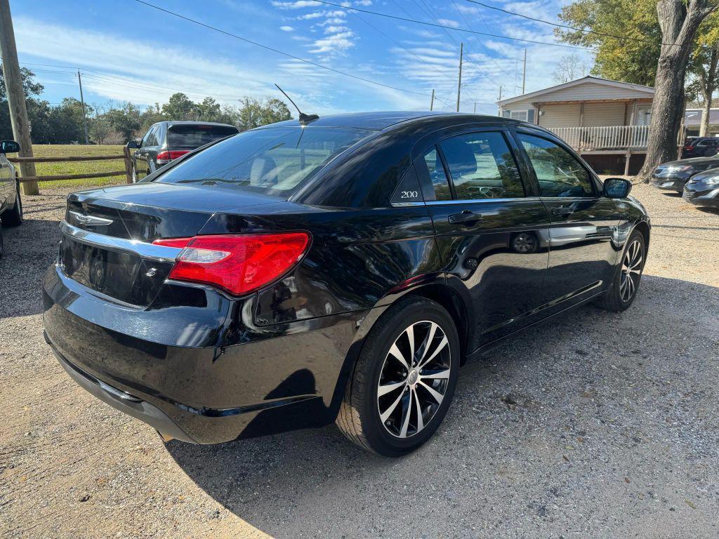 used 2014 Chrysler 200 car, priced at $5,950