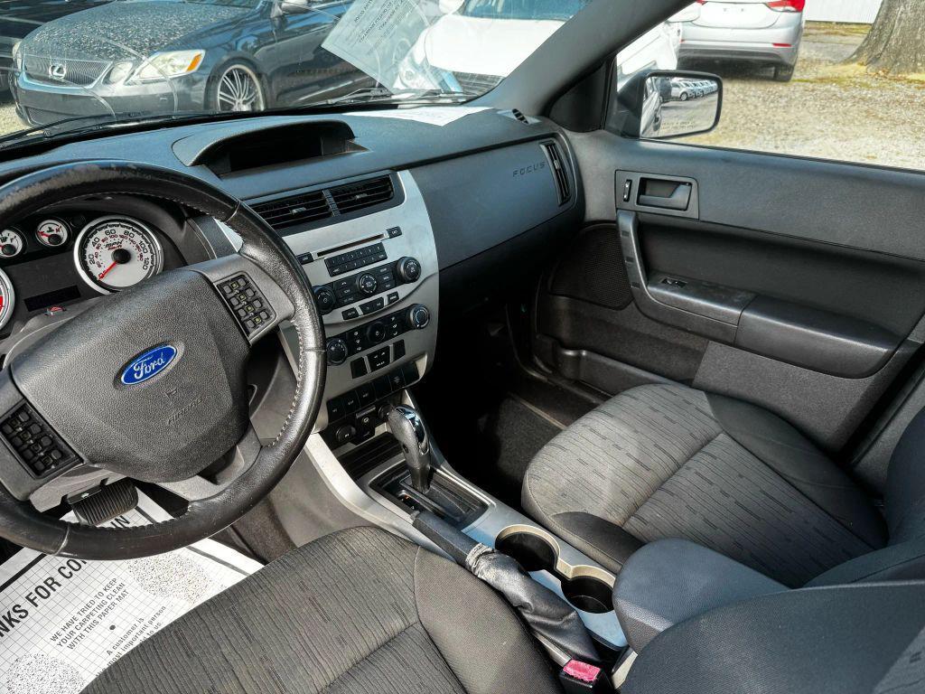 used 2009 Ford Focus car, priced at $3,850