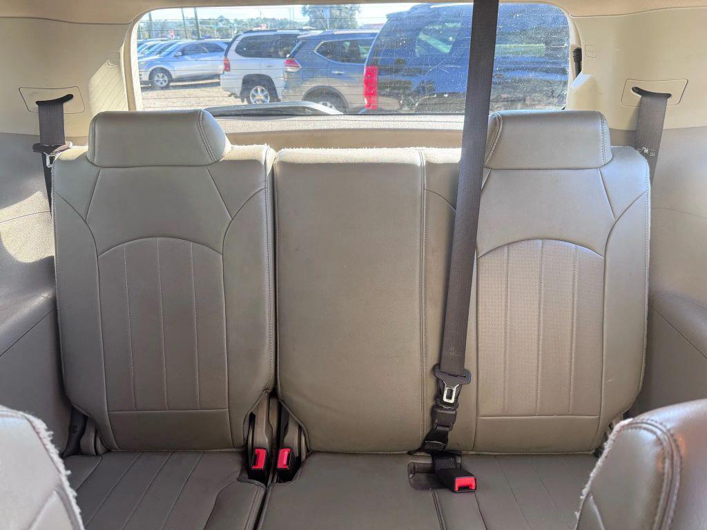 used 2015 GMC Acadia car, priced at $5,750