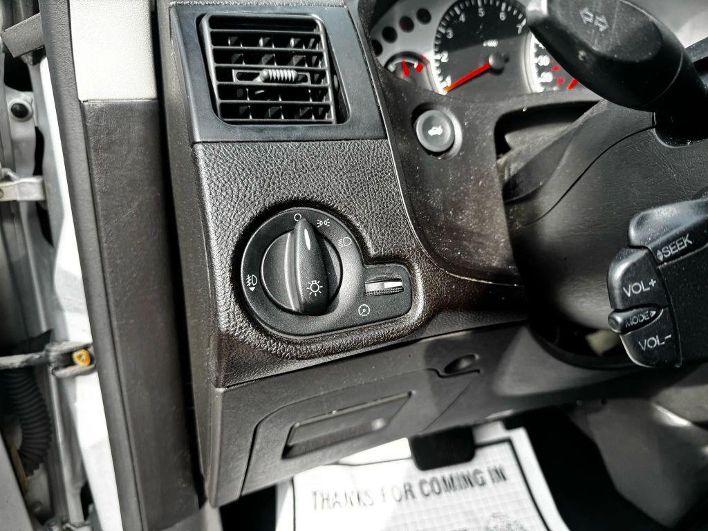 used 2007 Ford Focus car, priced at $2,500