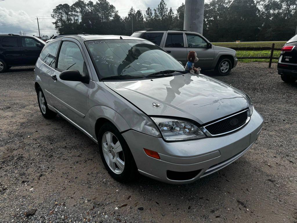 used 2007 Ford Focus car, priced at $2,500
