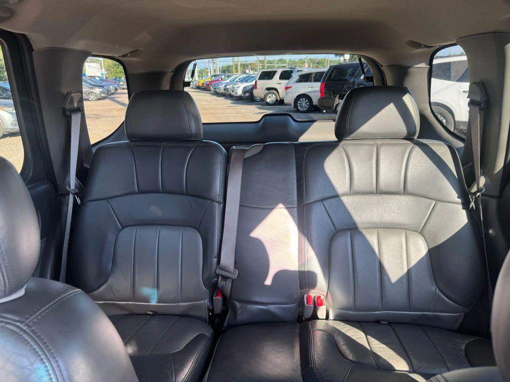 used 2004 GMC Envoy car, priced at $4,940