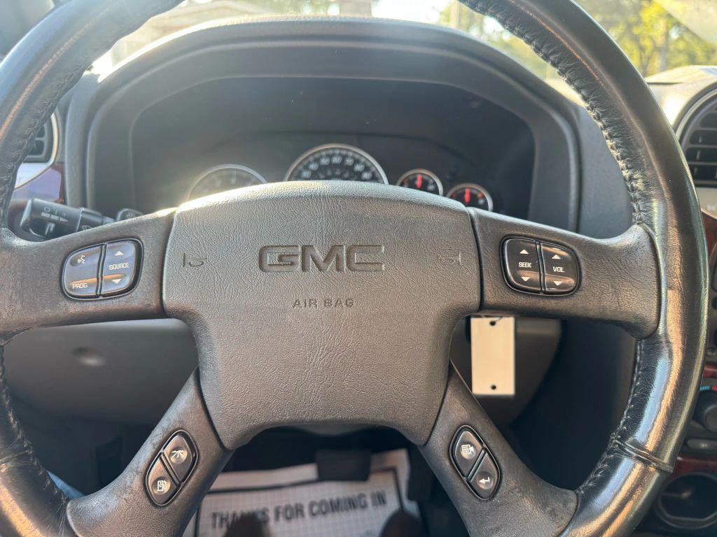 used 2004 GMC Envoy car, priced at $4,940