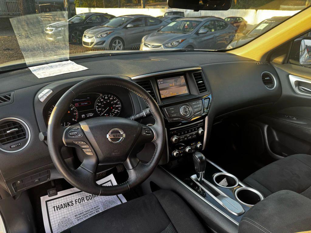 used 2014 Nissan Pathfinder car, priced at $7,900