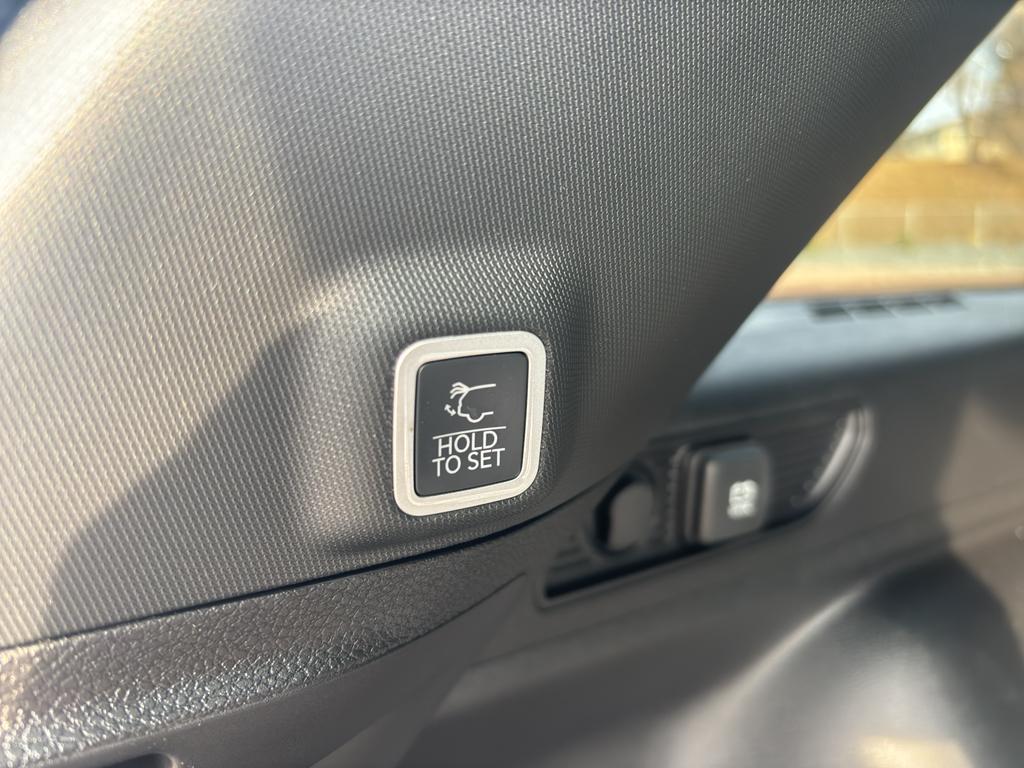 new 2025 Jeep Grand Cherokee car, priced at $46,135