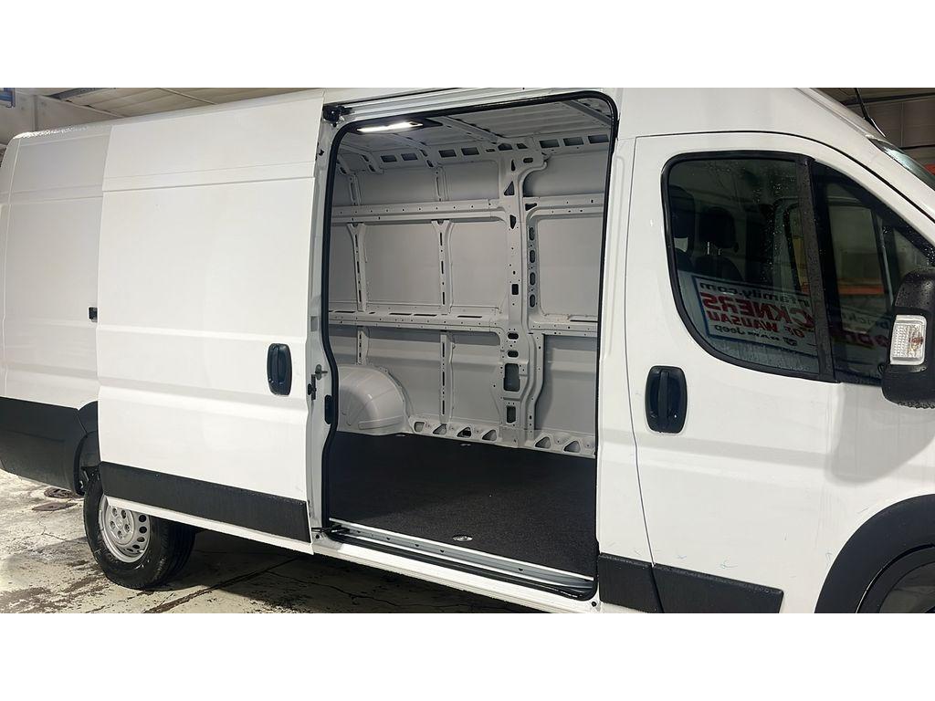used 2024 Ram ProMaster 3500 car, priced at $44,518