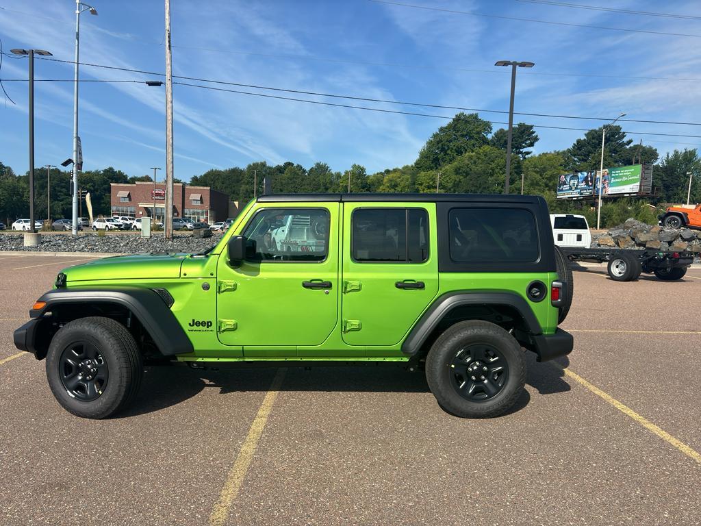 new 2025 Jeep Wrangler car, priced at $47,370