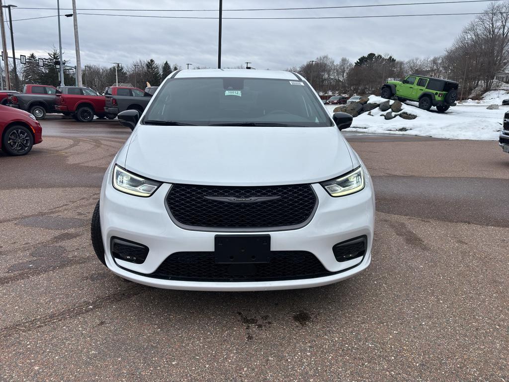 new 2026 Chrysler Pacifica car, priced at $50,785