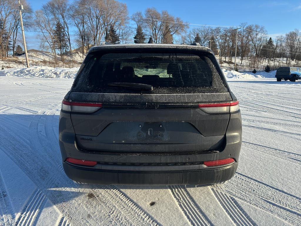 new 2026 Jeep Grand Cherokee car, priced at $49,245
