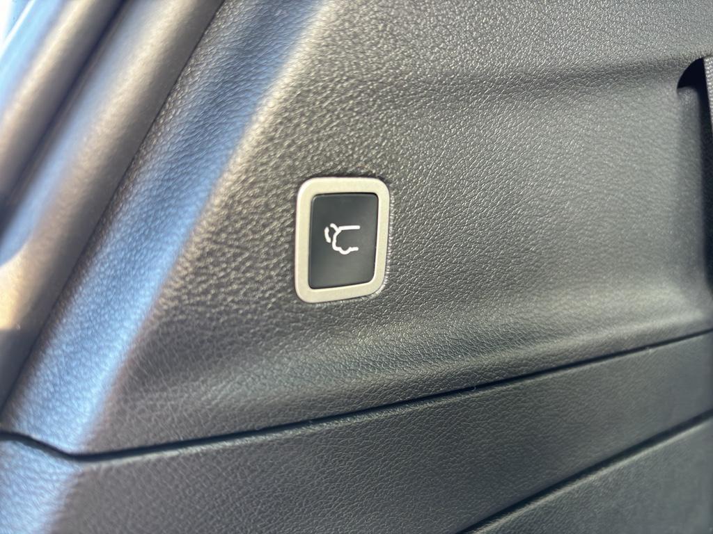 new 2026 Chrysler Pacifica car, priced at $49,510