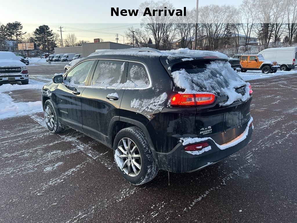 used 2018 Jeep Cherokee car, priced at $14,824