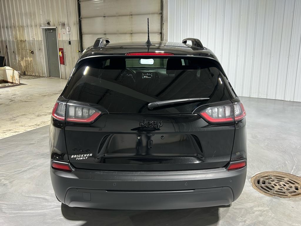used 2023 Jeep Cherokee car, priced at $24,269