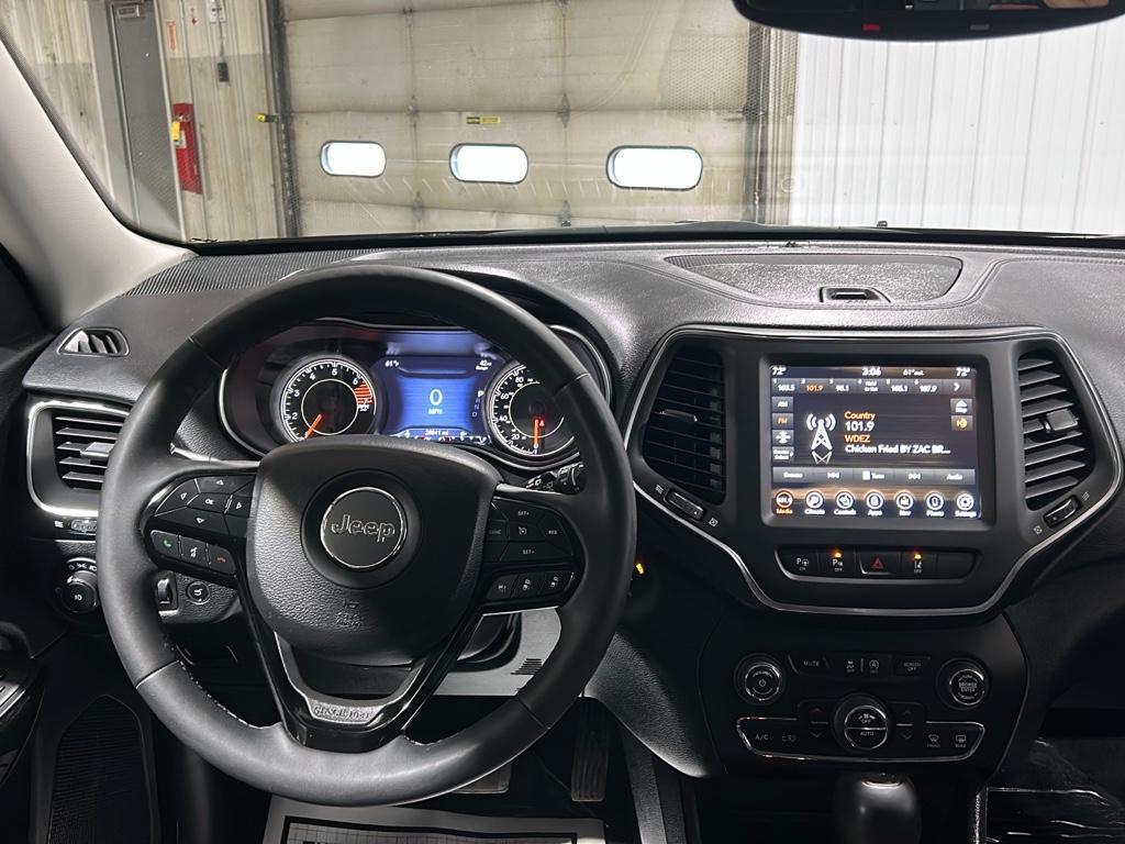 used 2023 Jeep Cherokee car, priced at $24,269