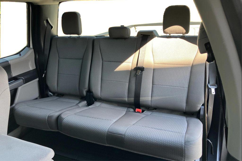 2020 Oxford White Ford F-350