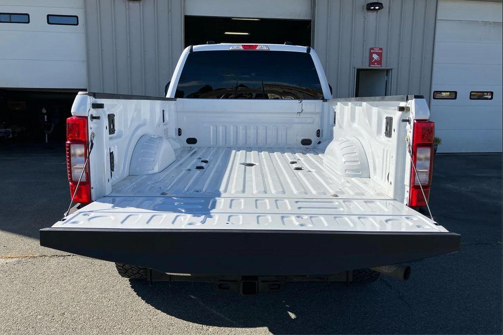 2020 Oxford White Ford F-350