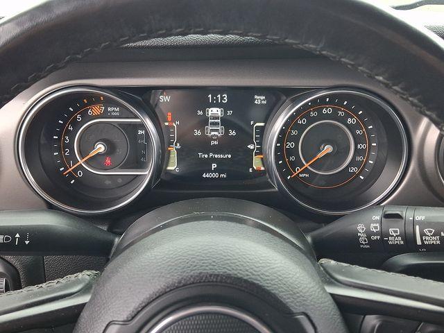 used 2022 Jeep Wrangler Unlimited car, priced at $35,597