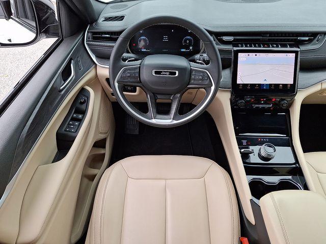 used 2023 Jeep Grand Cherokee car, priced at $31,000