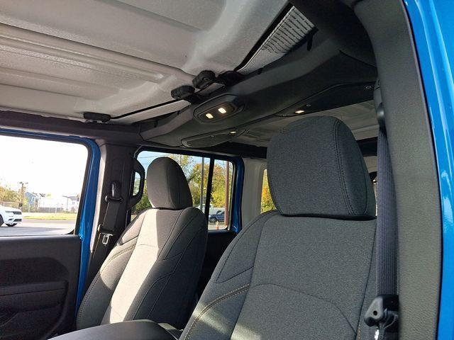 new 2026 Jeep Wrangler car, priced at $45,589