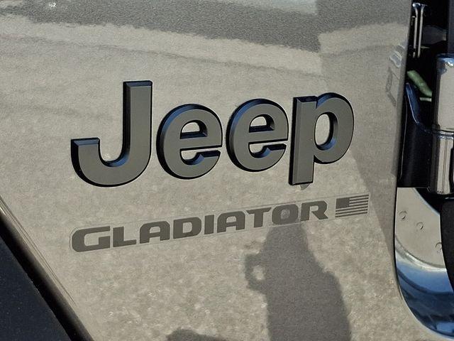 new 2026 Jeep Gladiator car, priced at $42,684