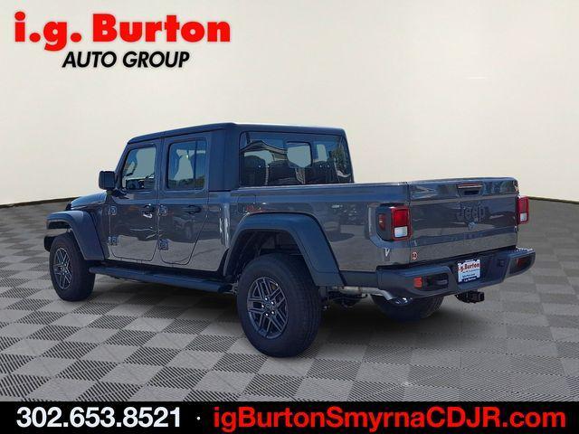 new 2026 Jeep Gladiator car, priced at $42,684