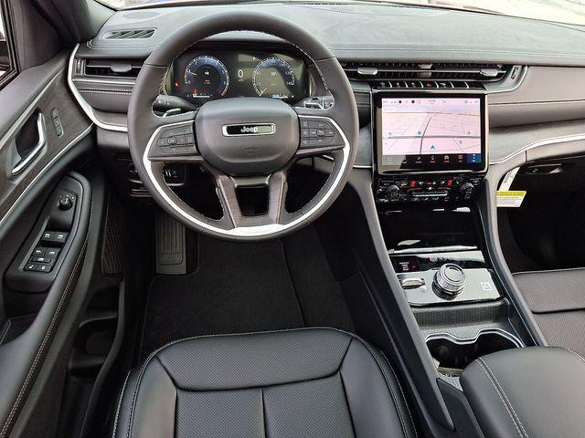 new 2025 Jeep Grand Cherokee car, priced at $49,848