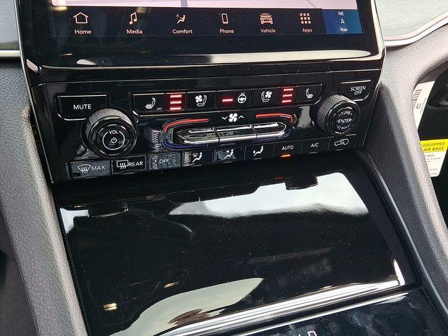 new 2025 Jeep Grand Cherokee car, priced at $49,848