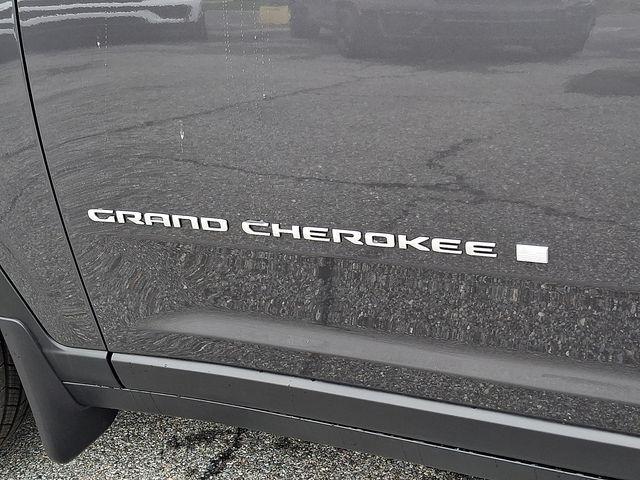 new 2026 Jeep Grand Cherokee car, priced at $40,624