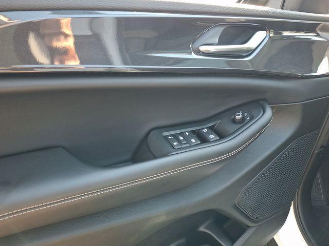 used 2023 Jeep Grand Cherokee car, priced at $30,797