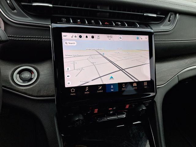 used 2023 Jeep Grand Cherokee car, priced at $33,998