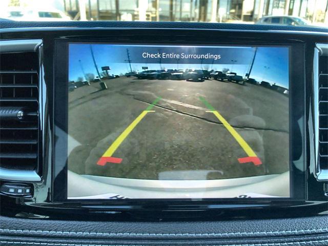 used 2024 Chrysler Pacifica Hybrid car, priced at $28,751