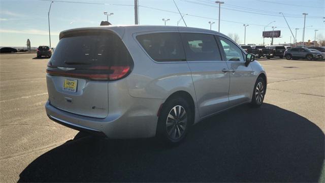 used 2024 Chrysler Pacifica Hybrid car, priced at $28,751