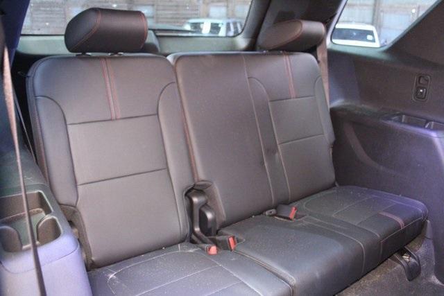 used 2023 Chevrolet Traverse car, priced at $36,900