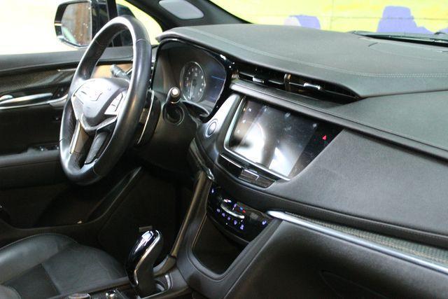 used 2020 Cadillac XT5 car, priced at $29,900