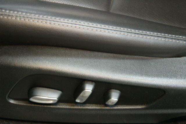 used 2020 Cadillac XT5 car, priced at $29,900