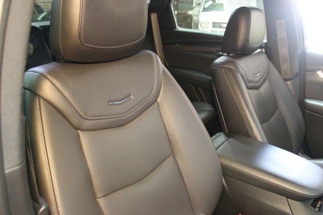 used 2020 Cadillac XT5 car, priced at $29,900